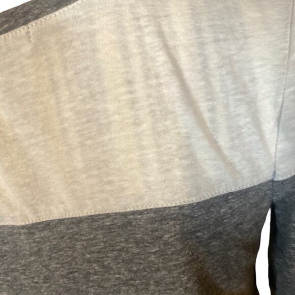 Charlotte Russe Gray Color-block Casual T-shirt Women Sz S - Picture 6 of 9